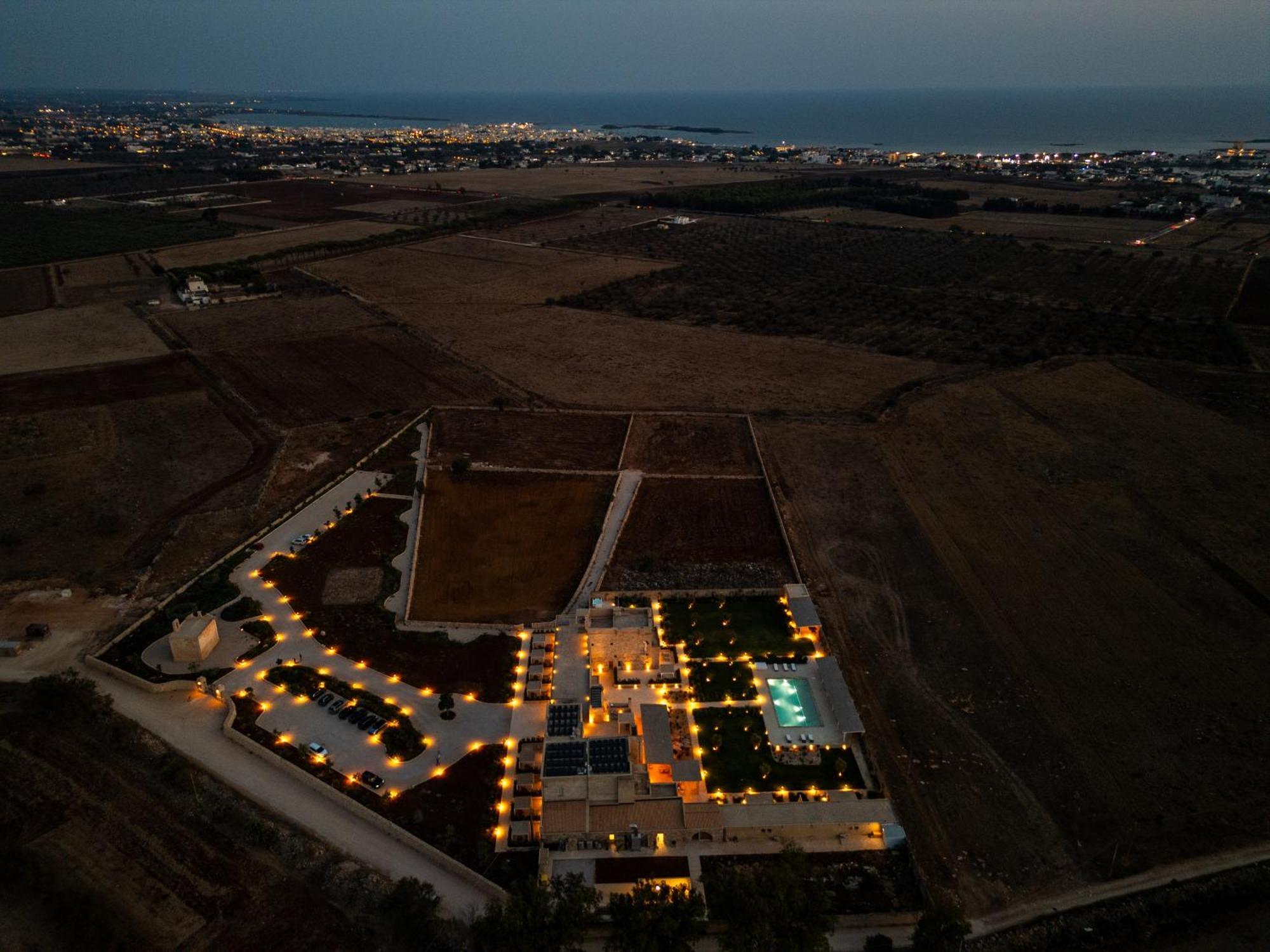 Masseria Donna Menga - The Leading Hotels Of The World Торре-Лапілло Екстер'єр фото